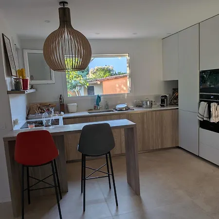 Climatisée Au Calme, 3 Chambres, 2 Sdb *